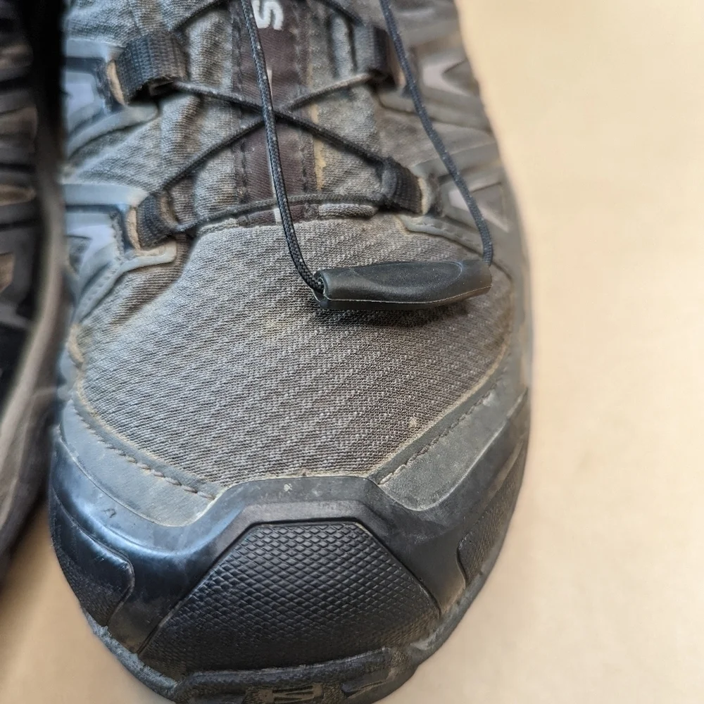 Salomon X Ultra Mid Gortex Black Gray Hiking Boots  Ortholite Men's Size 10The